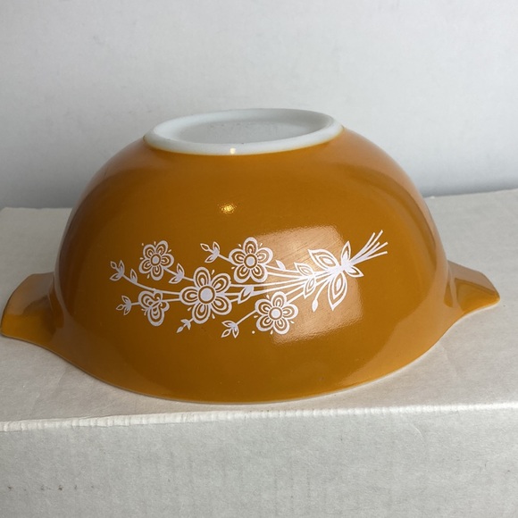 Vintage Pyrex Bowls Set Butterfly Gold Cinderella Butterflies 4 Pc Antique - Picture 13 of 16